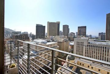 Luxury Cartwrights Corner Apartments with Juliette balconies Apartment, Cape Town - 4