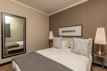 ITC Icon Two bedroom Apartment with lovely balcony Apartment, Cape Town - 5