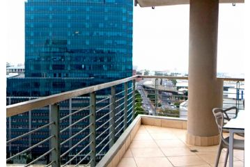 ITC Icon Two bedroom Apartment with lovely balcony Apartment, Cape Town - 1