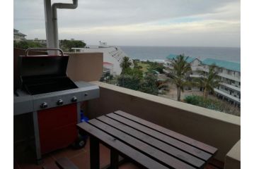 Ithaca Beach Resort Apartment, Margate - 3