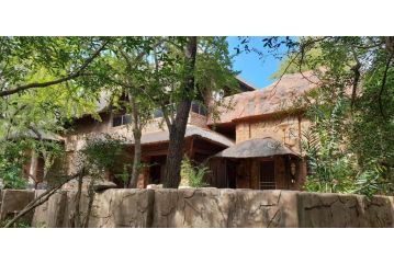 Jackalberry Creek Guest house, Marloth Park - 1