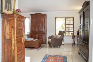 Jasmine Guest Cottage Bed and breakfast, Benoni - 1