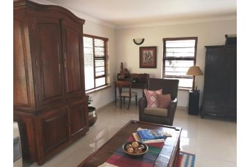 Jasmine Guest Cottage Bed and breakfast, Benoni - 5