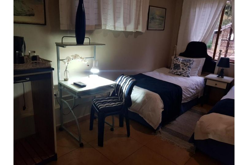 Jenny's Bed and breakfast, Melmoth - imaginea 9