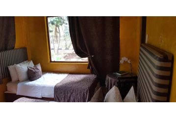Jenny's Bed and breakfast, Melmoth - 1