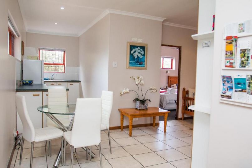 Jenny's Guest house, Grahamstown - imaginea 16