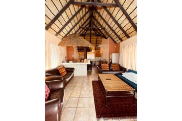 John and Noleen's place Chalet, Marloth Park - 4