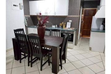 Contractor Accommodation Rustenburg Apartment, Rustenburg - 1