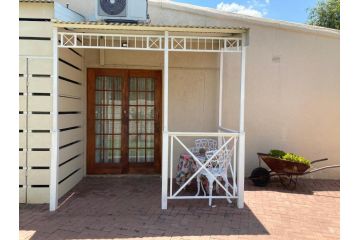 Jungnickel Guesthouse Guest house, Kimberley - 5