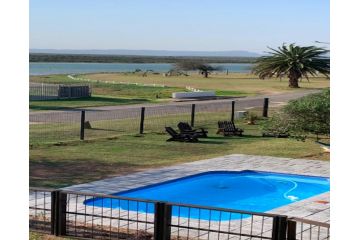 28 Kabeljauws Apartment, Jeffreys Bay - 1