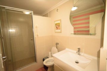 Kairos Lodge Hotel, Hout Bay - 5