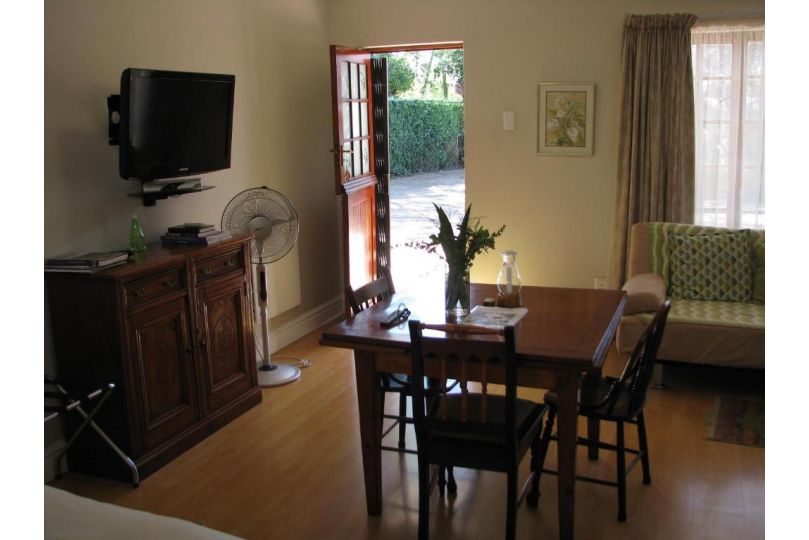 Kaiser's B&B Bed and breakfast, Grahamstown - imaginea 11