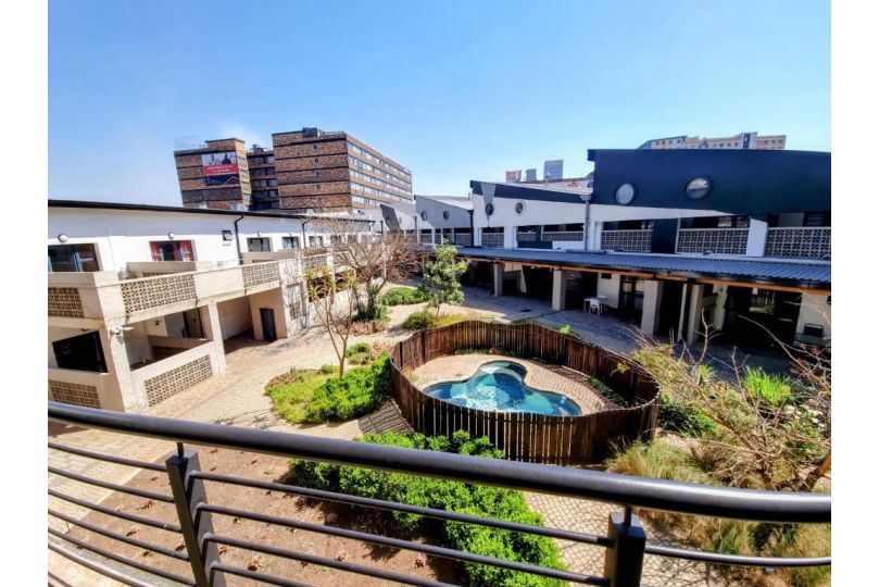 Kaleaba House in Vibey Maboneng Precint Apartment, Johannesburg - imaginea 13