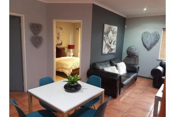 Karoo Heart Apartment, Beaufort West - 3