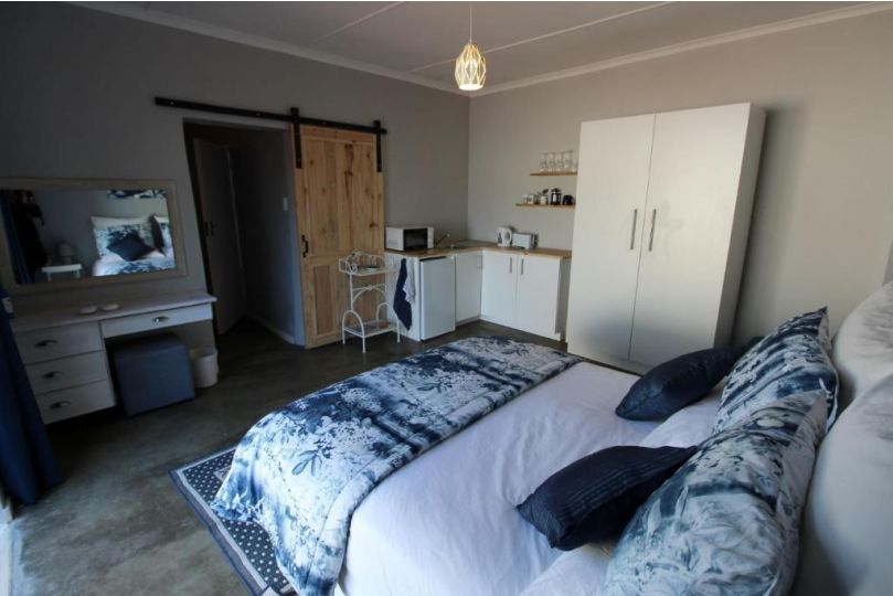 Karoo Nest - Calitzdorp Guest house, Calitzdorp - imaginea 3