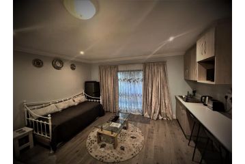 Ridgeworth, Tygervalley Apartment, Cape Town - 3