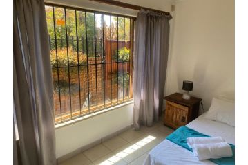 Kasukakloof Self Catering Apartment, Pretoria - 4