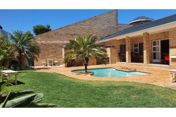 Kelzane Guesthouse Guest house, Port Elizabeth - 3