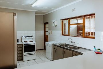 Khayanoster Apartment, Paternoster - 4