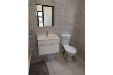 Kikuyu Unit 1012 Apartment, Midrand - 4
