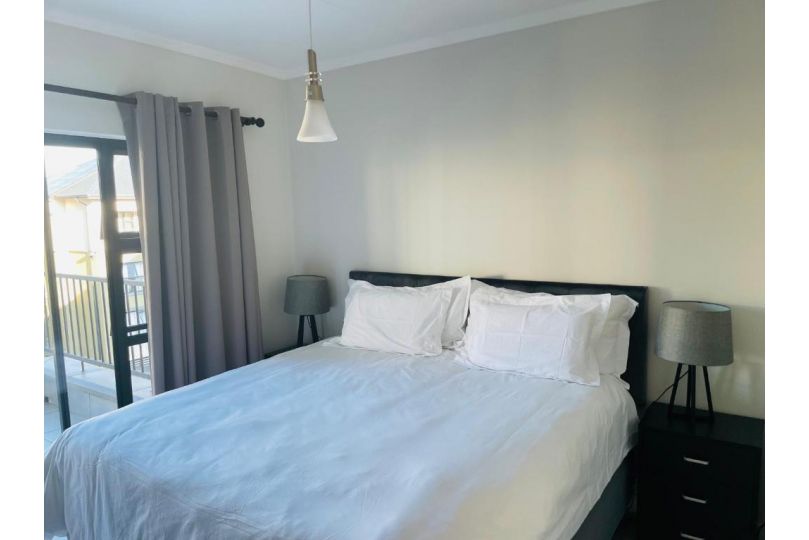 Luxury 2 Bedroom Apartment in Waterfall Apartment, Johannesburg - imaginea 14
