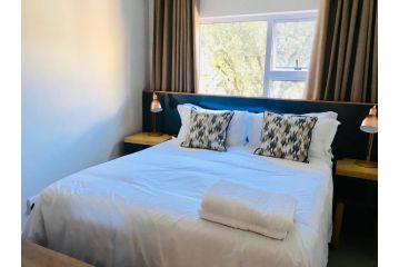 Kilkenny Cottages 2 bedroom unit Apartment, Johannesburg - 1