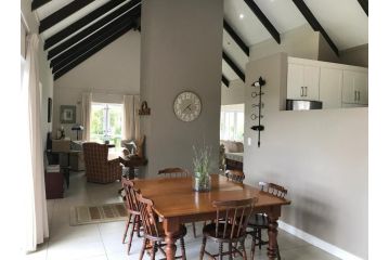 Kingswood Close Guest house, George - 1
