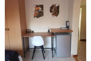 Kington Guest Suite Guest house, Pretoria - 3