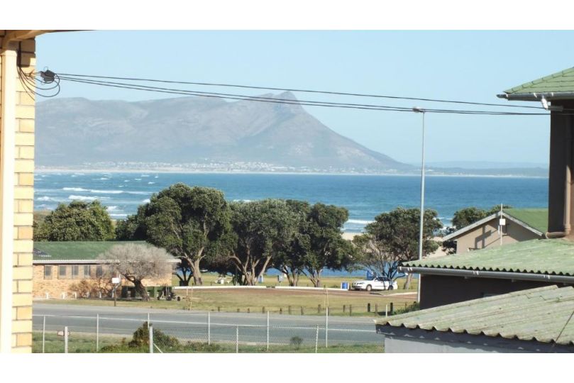 Kleinmond Panorama Self-catering Apartment, Kleinmond - imaginea 18