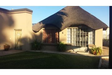 Kleinplaas Guest Farm Guest house, Potchefstroom - 3