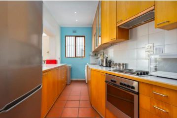 Kloof Avenue 5 Guest house, Cape Town - 3