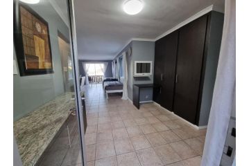 Knysna Lagoon View Apartment, Knysna - 4