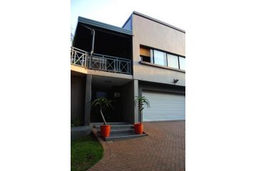 Koru Guesthouse Guest house, Pretoria - 5