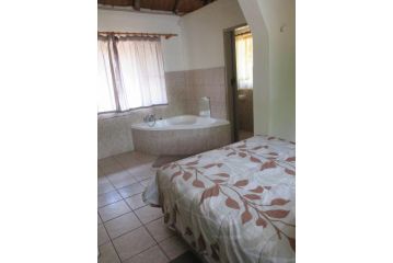 Kruger Cottage Guest house, Marloth Park - 4