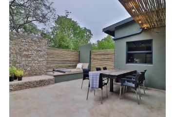 Kruger Nights Apartment, Marloth Park - 4