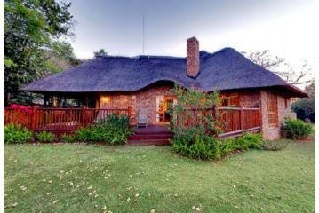 Kruger Park Lodge - AM8 - 3 Bedroom Guest house, Hazyview - 2
