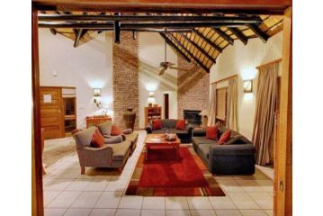 Kruger Park Lodge - AM8 - 3 Bedroom Guest house, Hazyview - 1