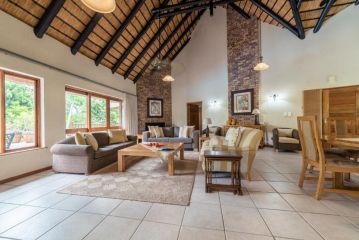Kruger Park Lodge Unit No 441 with Private Pool Apartment, Hazyview - 1