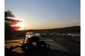 Kruger View Tree House Chalet, Marloth Park - 2