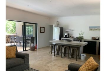 Kruger Willows Guest house, Marloth Park - 1