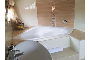 Kuiersaam Gastehuis Guest house, Secunda - 4