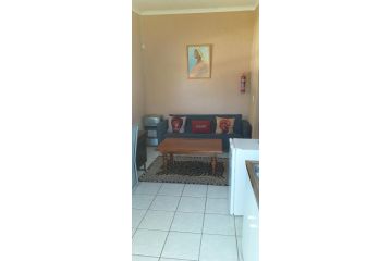 Kwa-Dlamathe Guesthouse Hotel, Volksrust - 4