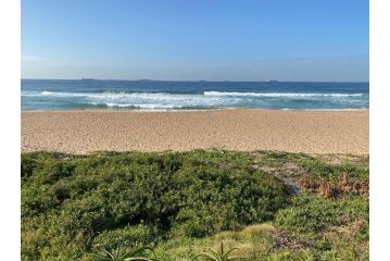 Kyalanga Beachfront Apartment, Durban - 5