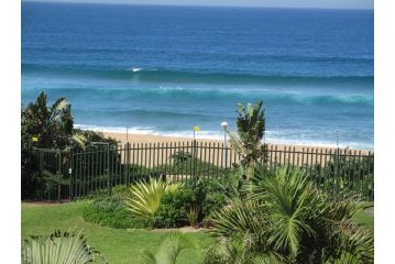 22 Kyalanga Beachfront Apartment, Durban - 1