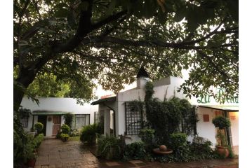 La Bella B&B Under The Fig Tree Bed and breakfast, Bela-Bela - 2