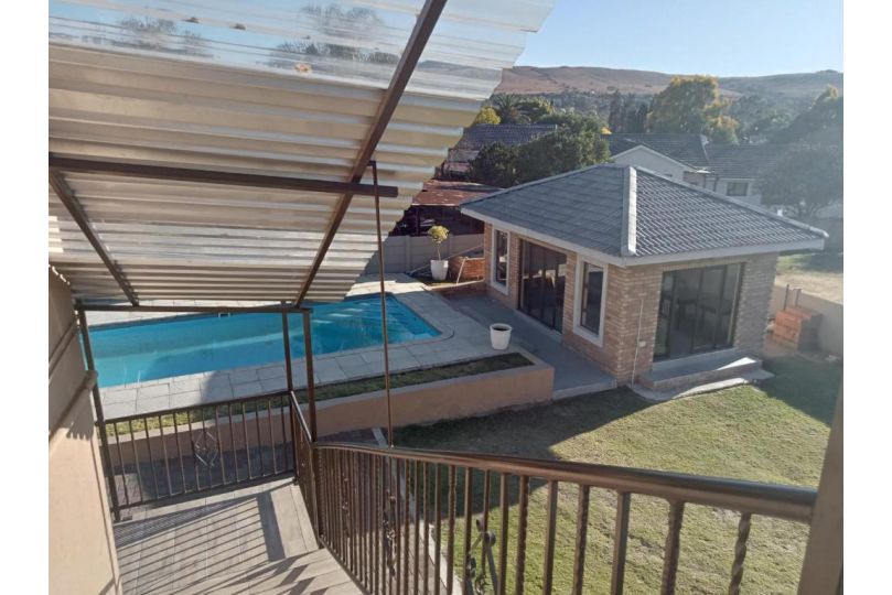 La Bronze Guest Lodge Hotel, Newcastle - imaginea 3