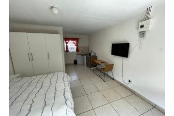 La Fiance Village Bed and breakfast, Polokwane - 5