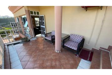 La Lucia Ridge Self Catering Penthouse Environment Apartment, Durban - 5