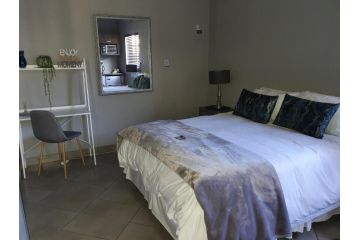 Aâ€™ La Maison Guesthouse Guest house, Kimberley - 1