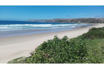 La Palma Villas Apartment, Mossel Bay - 3